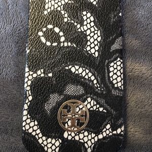 Tory Burch iPhone SE case